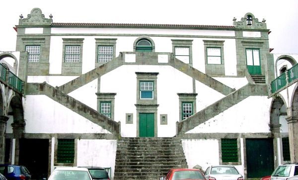 Palácio_de_Santa_Catarina,_Paço_episcopal_do_bispado,_aspecto_geral,_Angra_do_Heroísmo,_Pico_da_Urze,_São_Pedro,